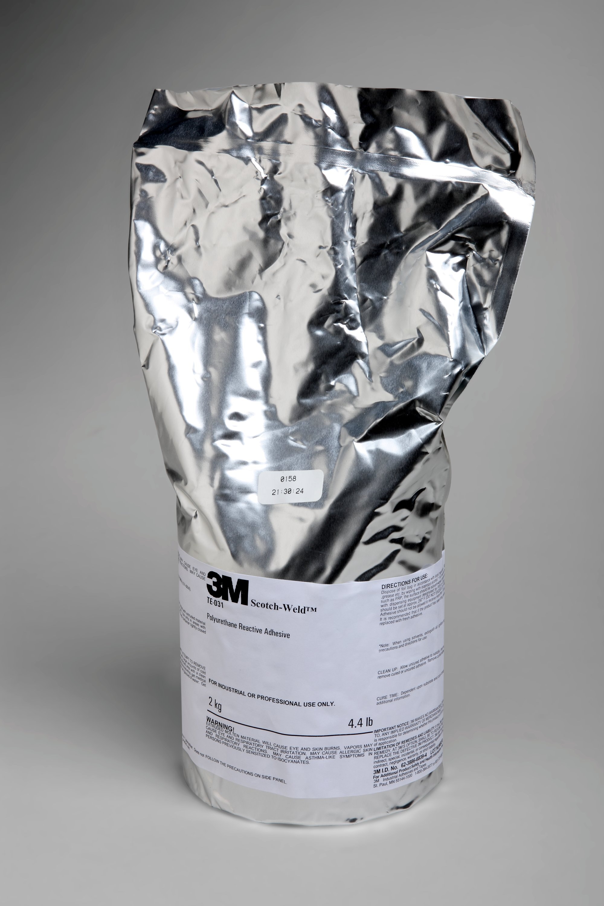 3M™ Scotch-Weld™ Reactive PUR Hot-Melt Adhesive TE031, White, 2 kg